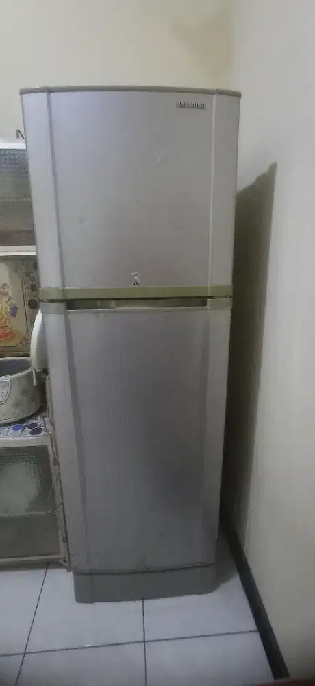 Kulkas samsung 2 pintu