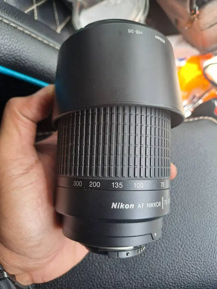 Lensa 70-300 Nikkon