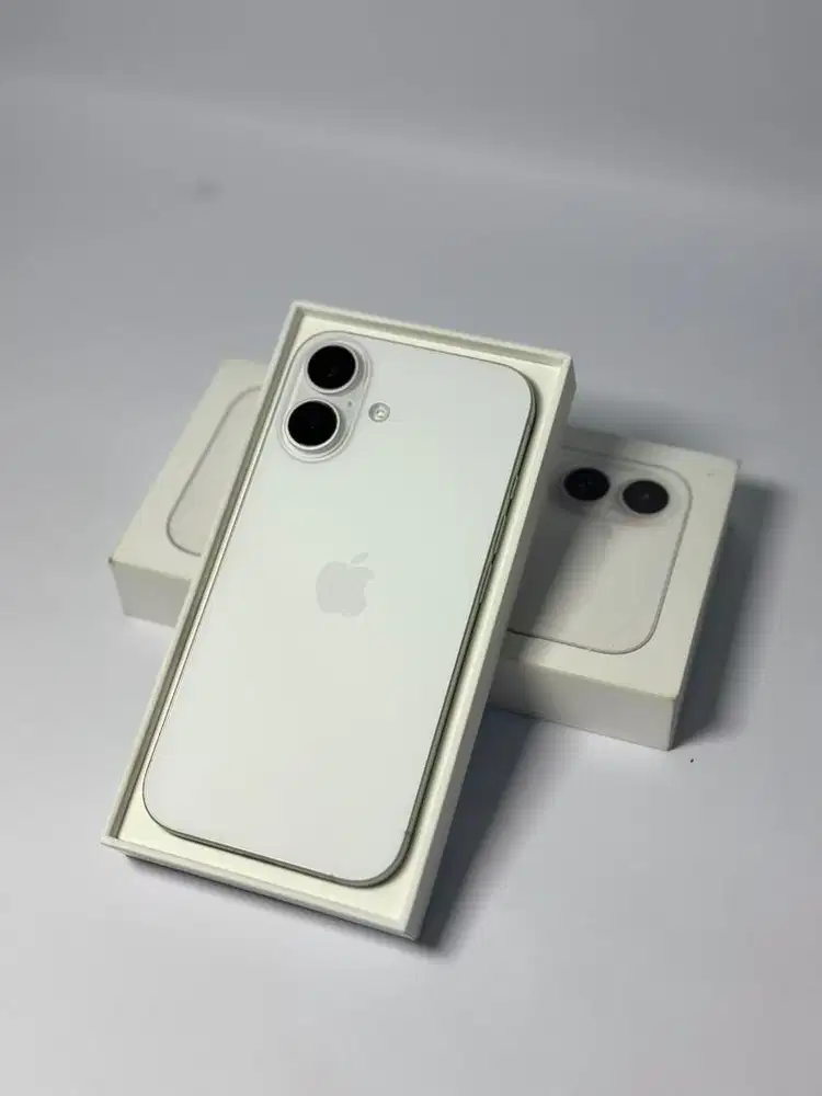 Iphone 16 128 gb iBox White Like New!