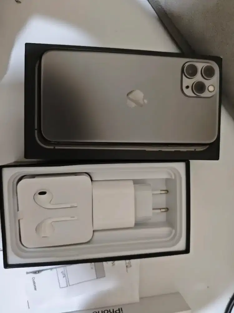 Ip 11pro 255 XL dan Telkomsel only
