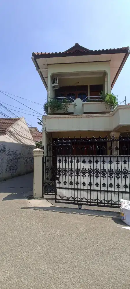 rumah murah di dekat plaza Pondok Gede bekasi kota