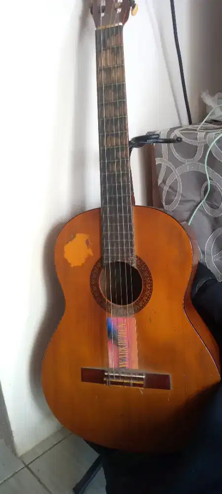 Dijual gitar yamaha