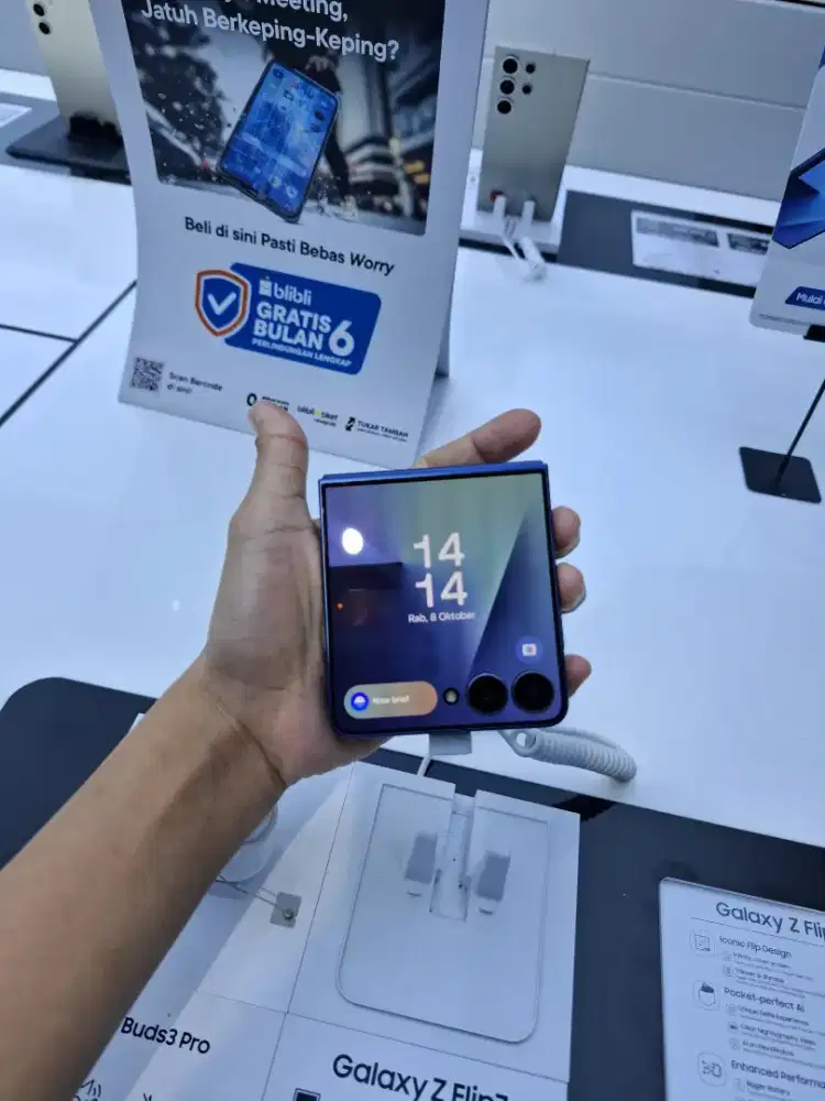Samsung Galaxy Z Flip 7 12/256gb