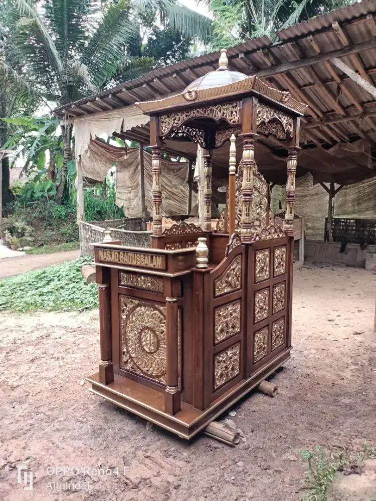 Mimbar masjid kubah 51