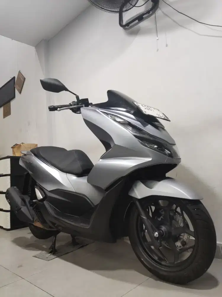 PCX 160 CBS 2024 / 2025 Super Mulus Plat Jakarta Low Km ABBA
