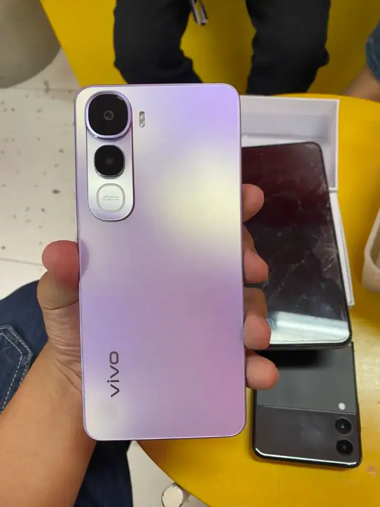 VIVO Y400 RAM 16/128 GB GARANSI RESMI