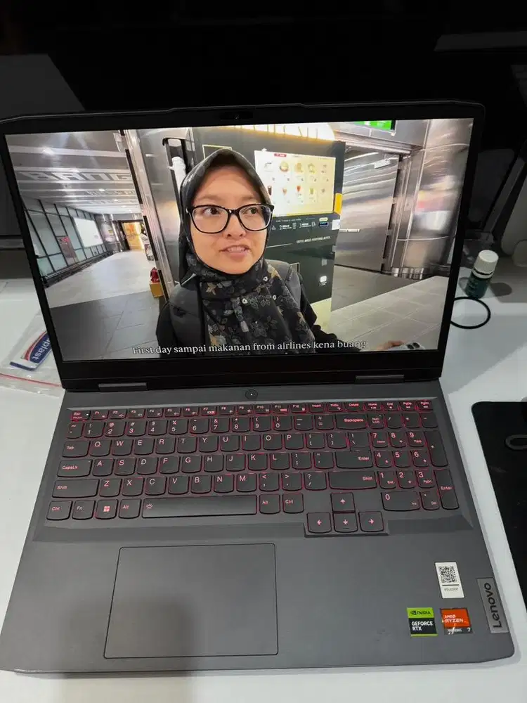 Jual Laptop Gaming like new Lenovo
