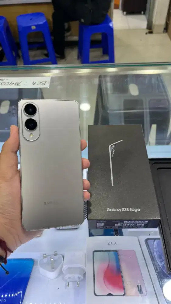 SAMSUNG GALAXY S25 EDGE 12+12/256gb CICILAN TANPA APK DP 0% HANYA KTP