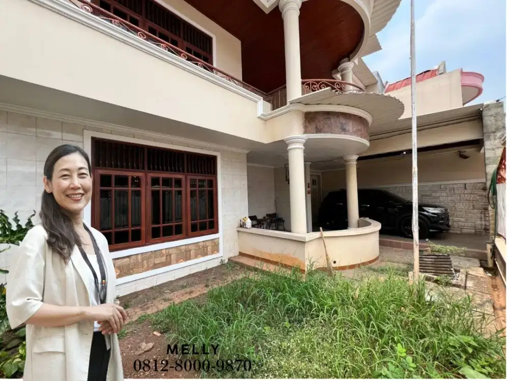 Rumah 2 Lantai Lingkungan Komplek Perumahan Duren Sawit, Jakarta Timur