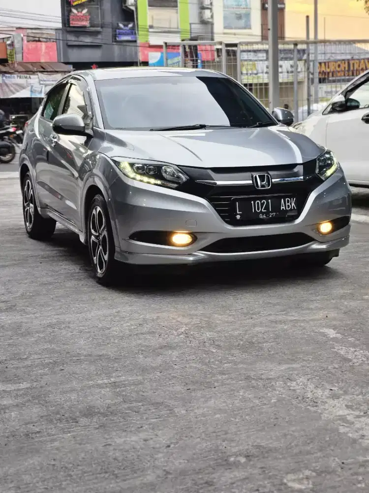 HONDA HRV PRESTIGE 1.8 AT 2016