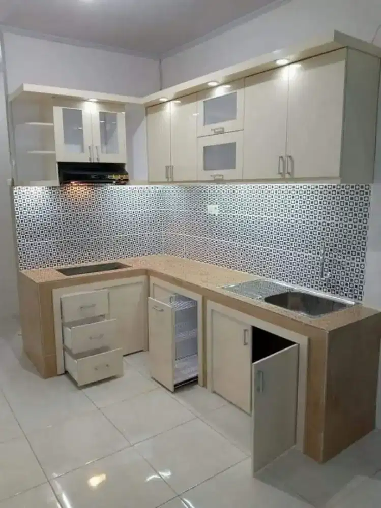 Kitchen set, kamar set, lemari, isi rumah, isi apartemen bisa custom