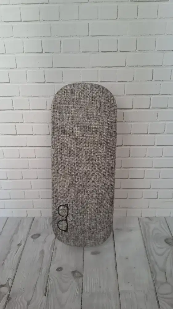 Tempat Box Kacamata Abu