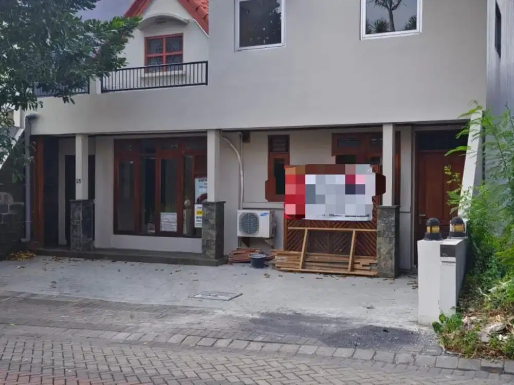 Murah Rumah 1.5 Lantai di International Village I, Citraland Surabaya