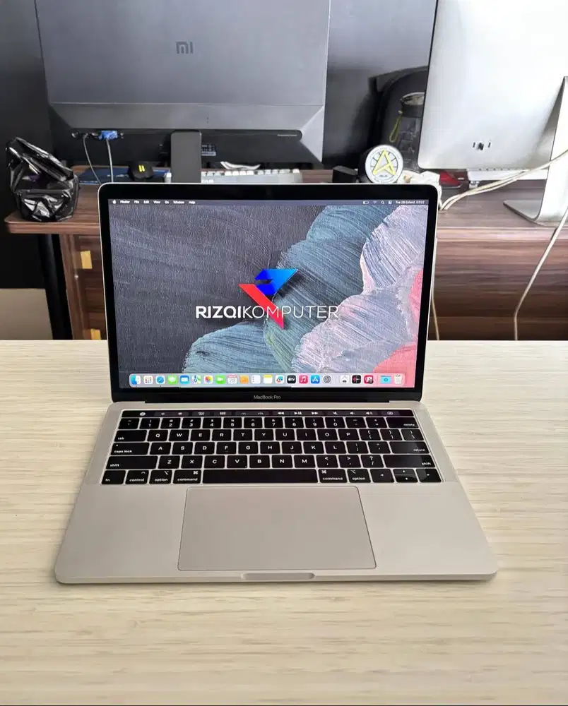 MacBook Pro 13 2019 Touchbar, Intel Core i7 Ram 16GB, SSD 256GB