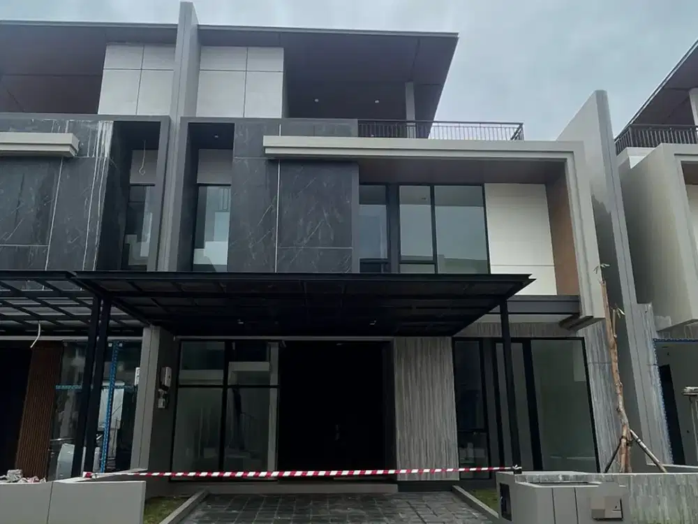 Disewakan Rumah Baru Gress 2 Lantai Kosongan di District 9 Citraland