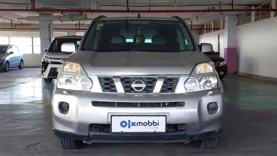 TDP 6,JT Nissan X-Trail 2.0 Bensin-AT Silver 2013