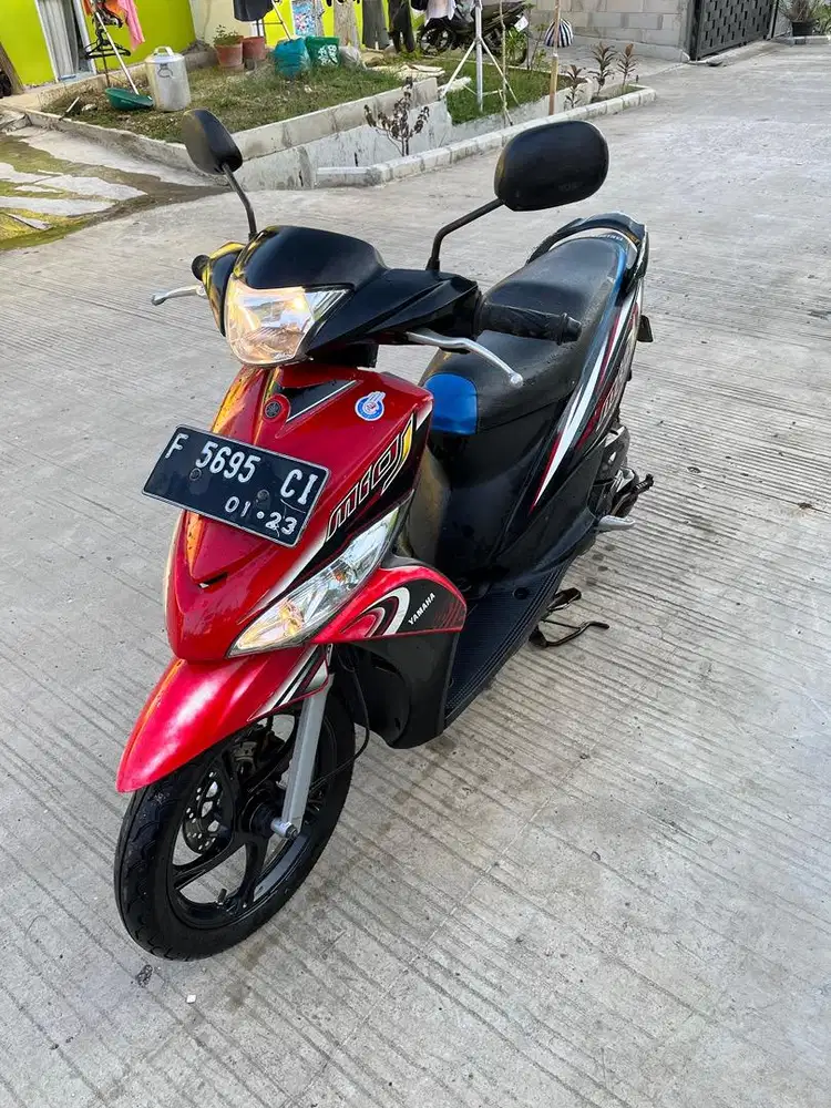 Mio j 2012 kumplit