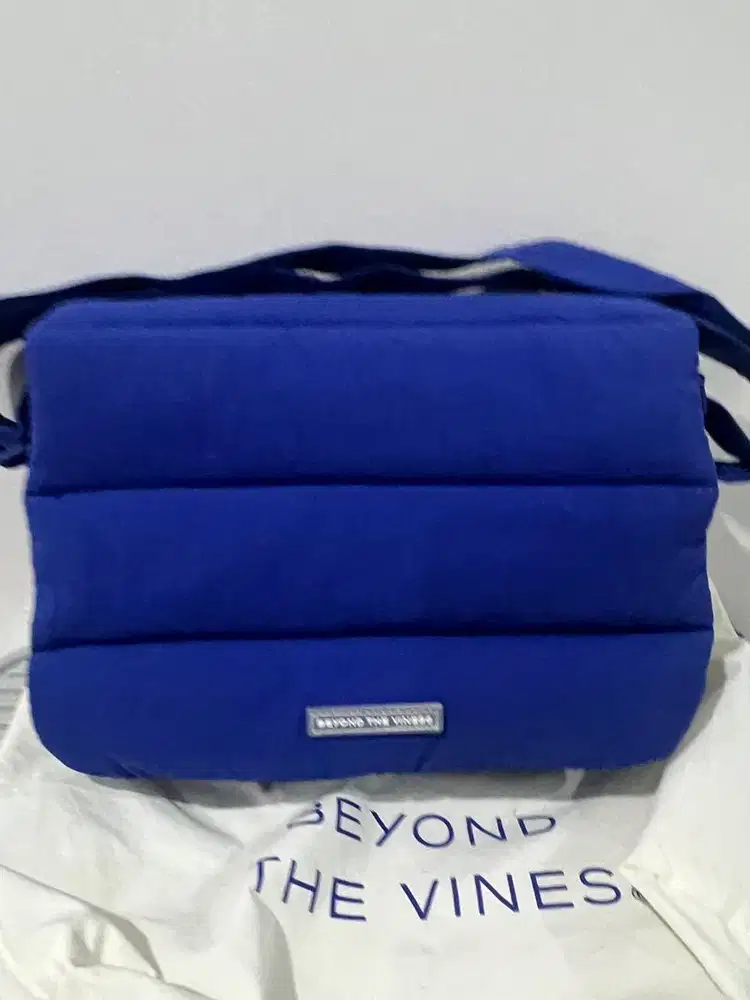 Beyond The Vines Poofy Bag
