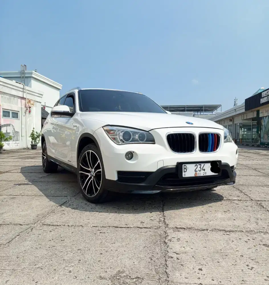 BMW X1 SDRIVE 18I AT THN 2015