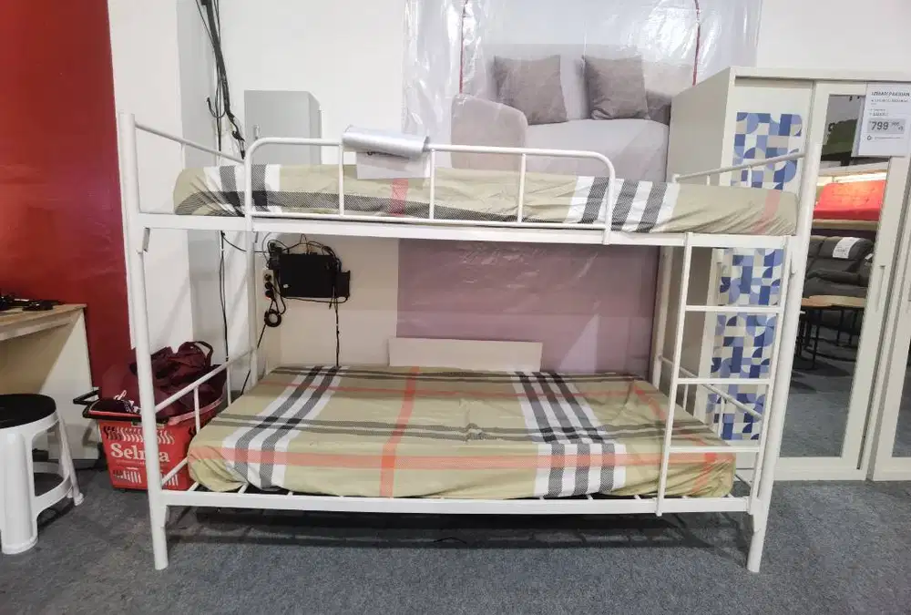 ranjang tingkat besi 90x200