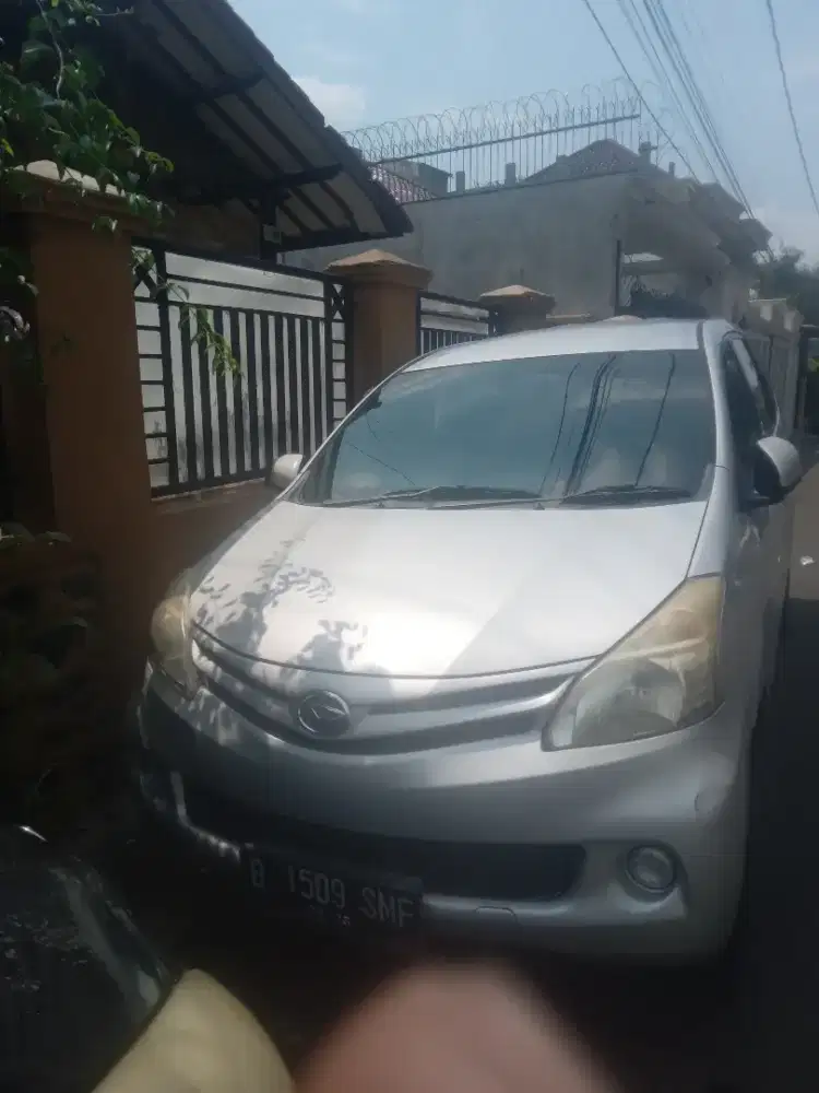 XENIA M 2014 Manual