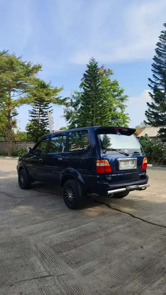 Kijang New lgx 1.8 mt istimewa