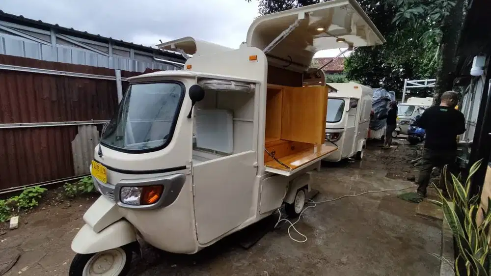 Tvs Bajaj food truck coffeeshop custom sesuai kebutuhan by Papip Id