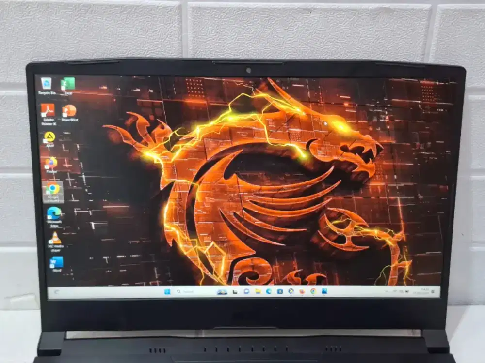 Laptop MSI BRAVO