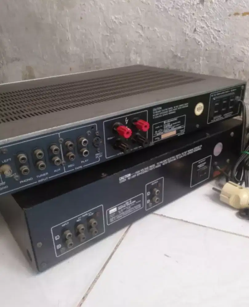 Jual amplifier sansui SE-5 dan Kenwood KA-60 masih hidup