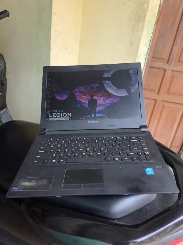 Lenovo B40 80 Core i3-4300U Haswell Gen 4 Ram 8Gb SSD 128Gb
