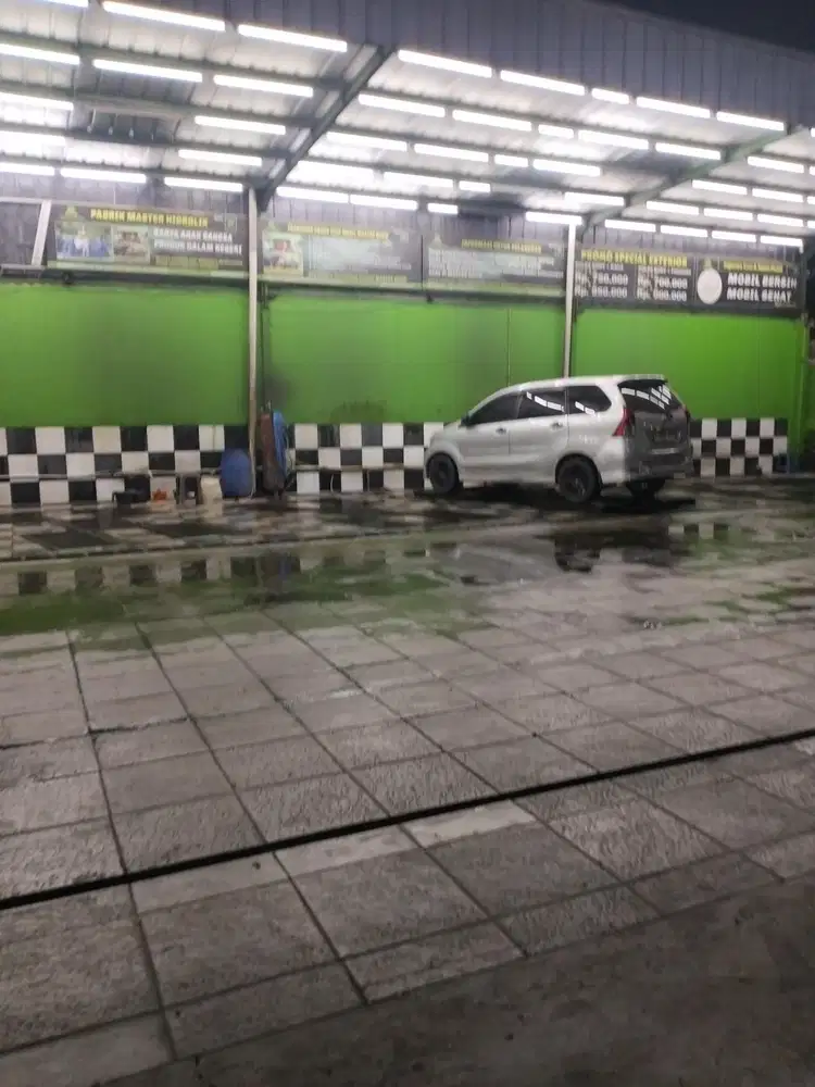Daihatsu Xenia 2013 Bensin