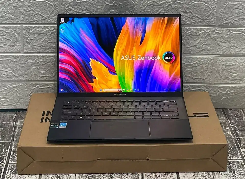 Jual cepat asus Zenbook slim Fulset like new