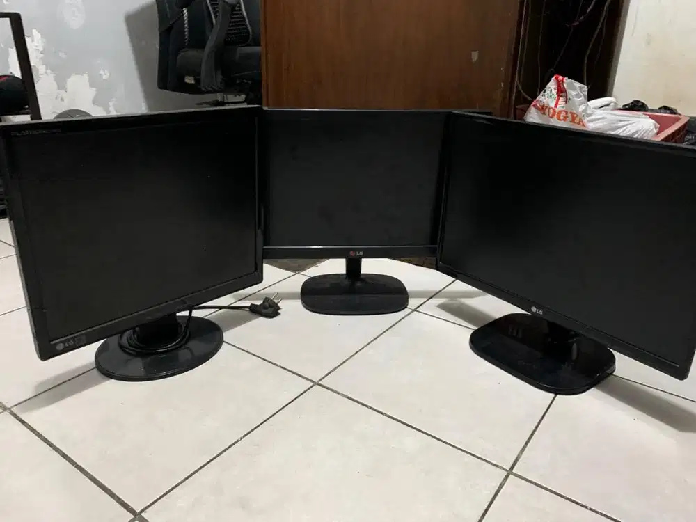 Dijual Monitor komputer bekas