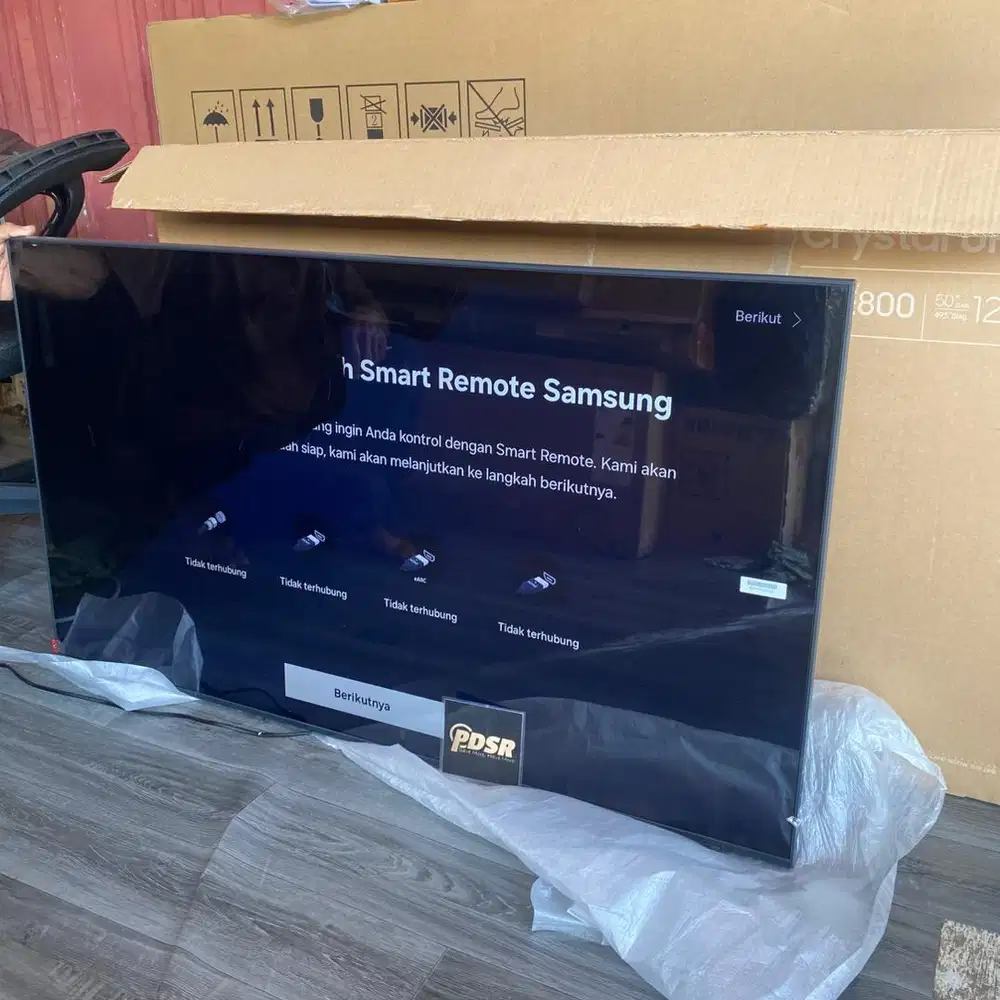 Samsung Smart TV LED Crystal UHD 50inch Fullset Mulus Ada Minus