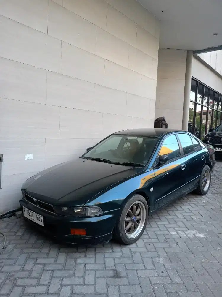 Mitsubishi Galant hiu