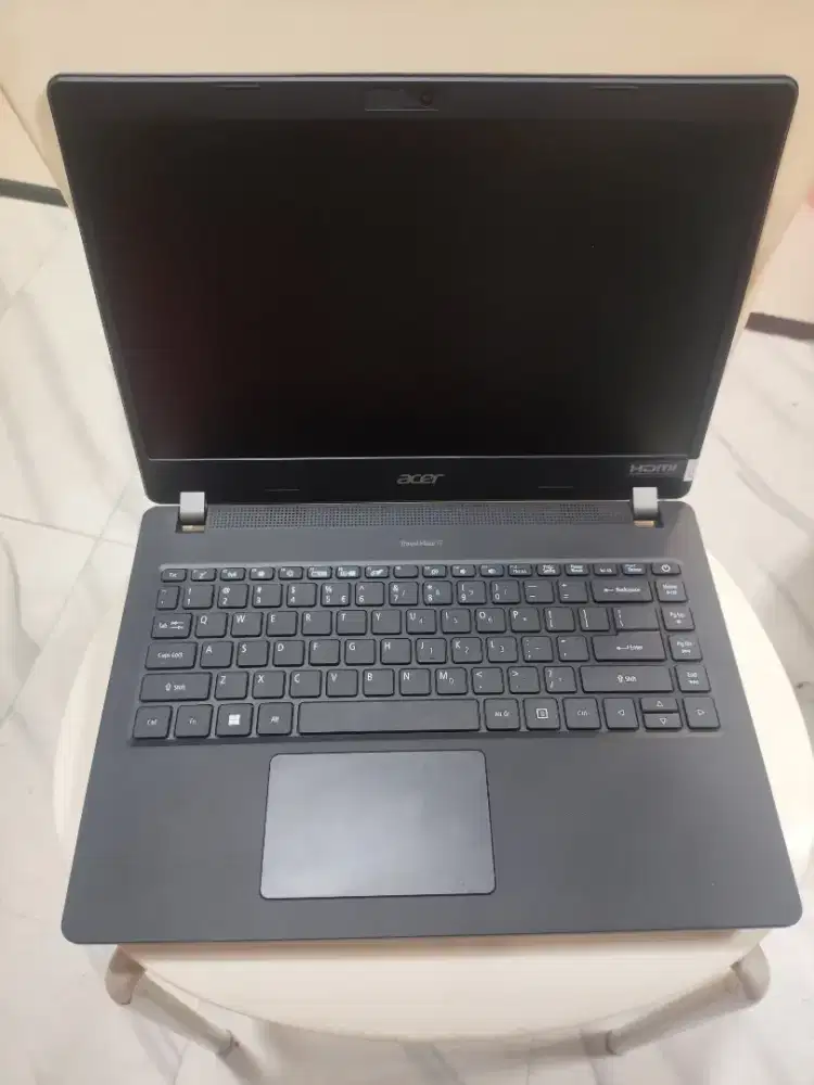 Acer travelmate p214
