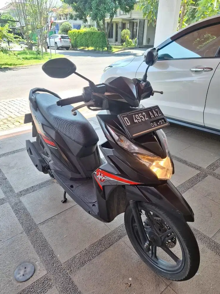 Honda Beat Hitam 2017