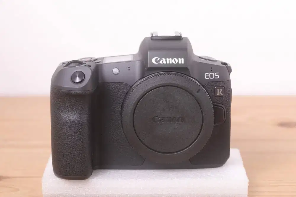 Canon EOS R Body Only