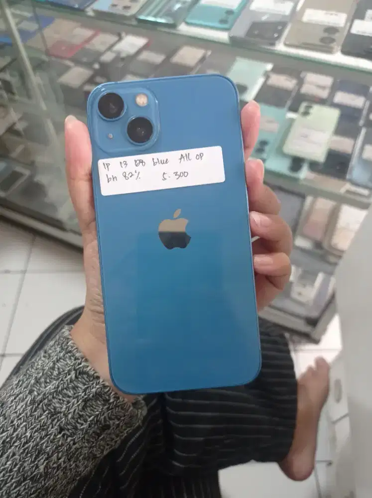 Iphone 13 128gb blue all operator bh 82%