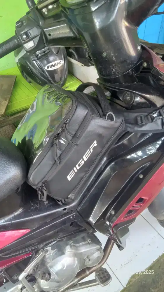 Tas motor tank bag eiger
