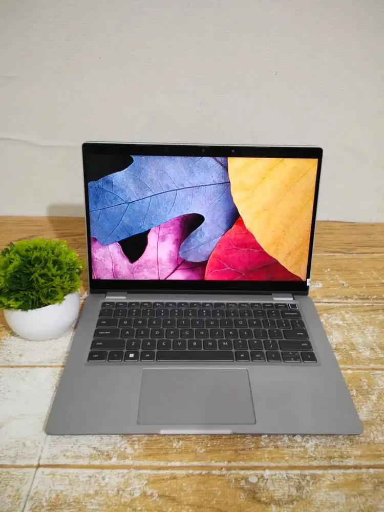 Laptop Murah Dell 5320 Core i7-1185G7 RAM 16GB SSD 256 GB 13,3 Flip 3