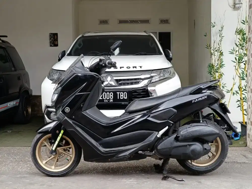 Nmax tahun 2016 /tt boleh gan cash lebih bagus