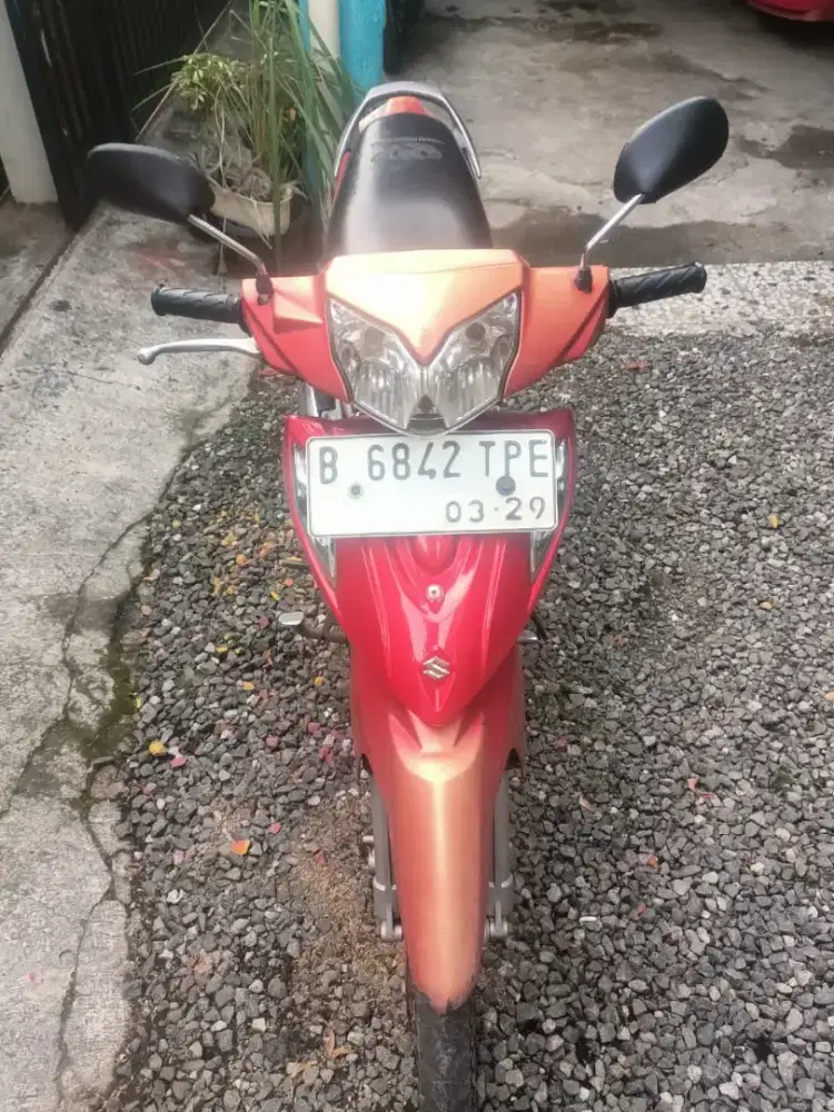 Suzuki Shogun 125 R