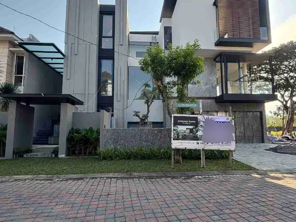 Dijual Rumah Premium Waterfront dekat Pusat CBD Citraland Surabaya