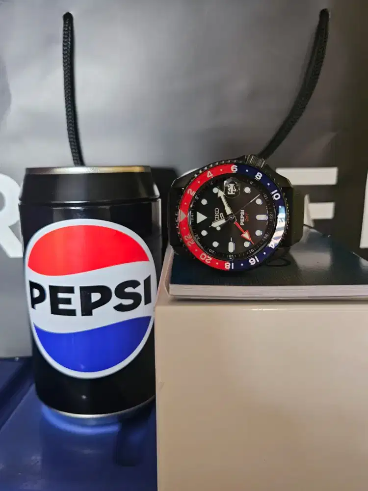 Jam Tangan Seiko 5 Sports x Pepsi