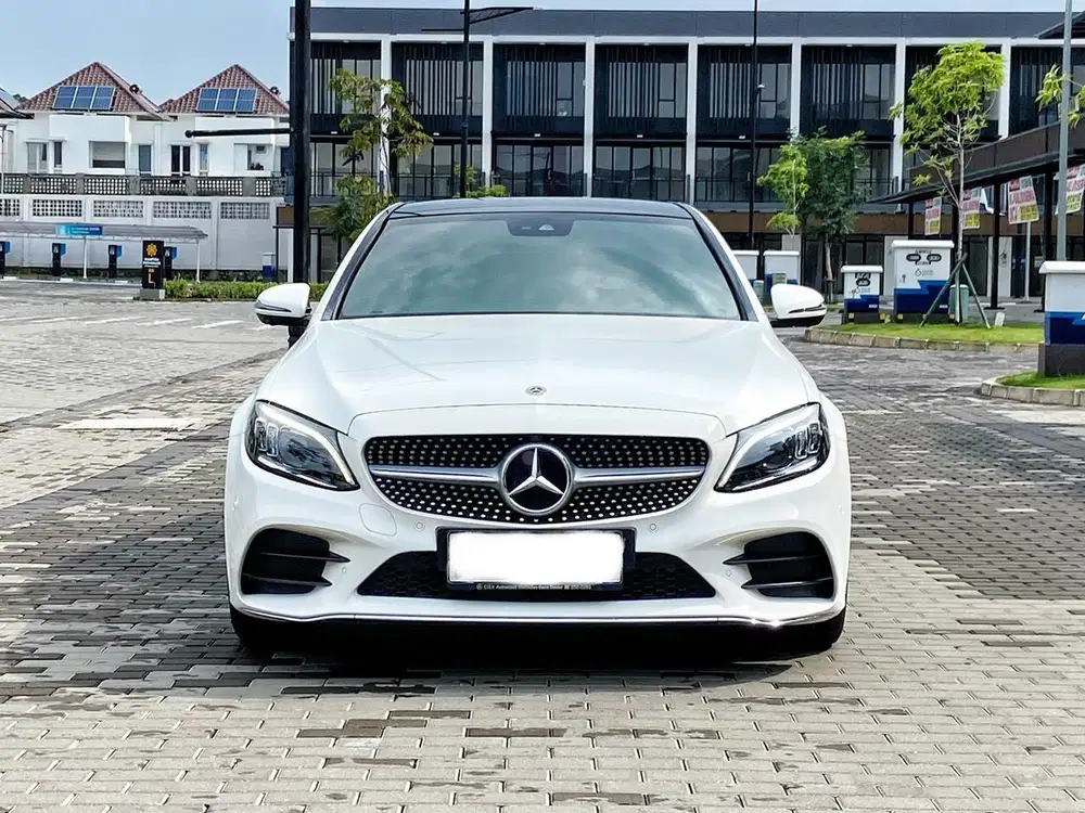 MERCY C300 AMG Line 2019, Putih, Km Low