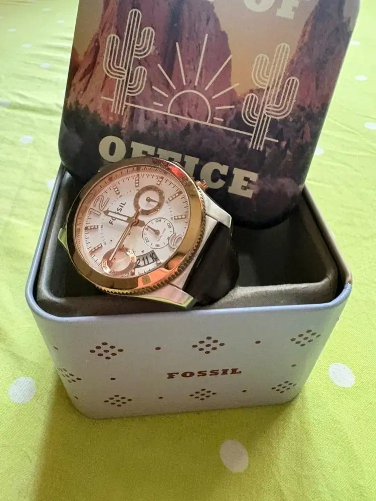 Jam tangan fossil wanita
