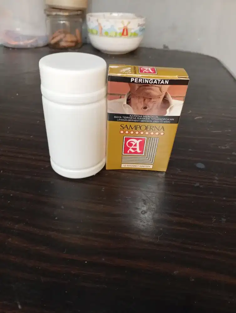 Botol plastik buat kapsul