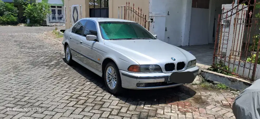 BMW 528i e39 AT 1997