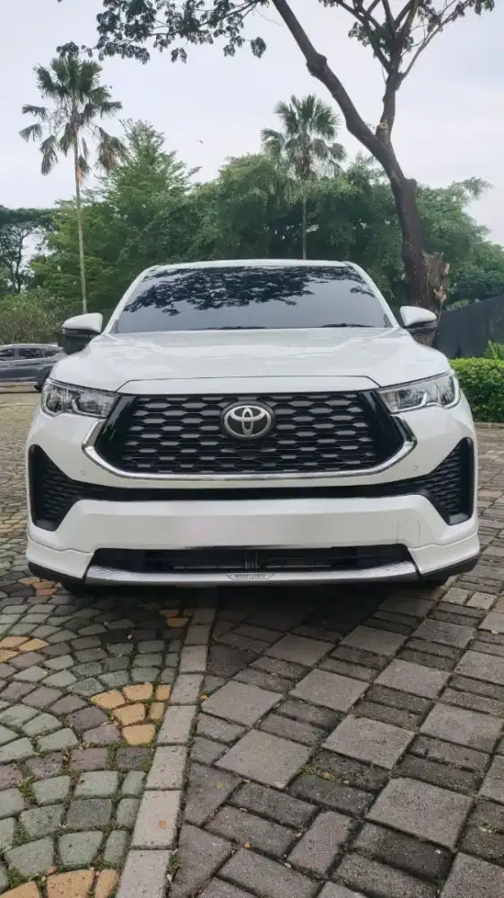 Toyota Innova Zenix V hybrid 2023